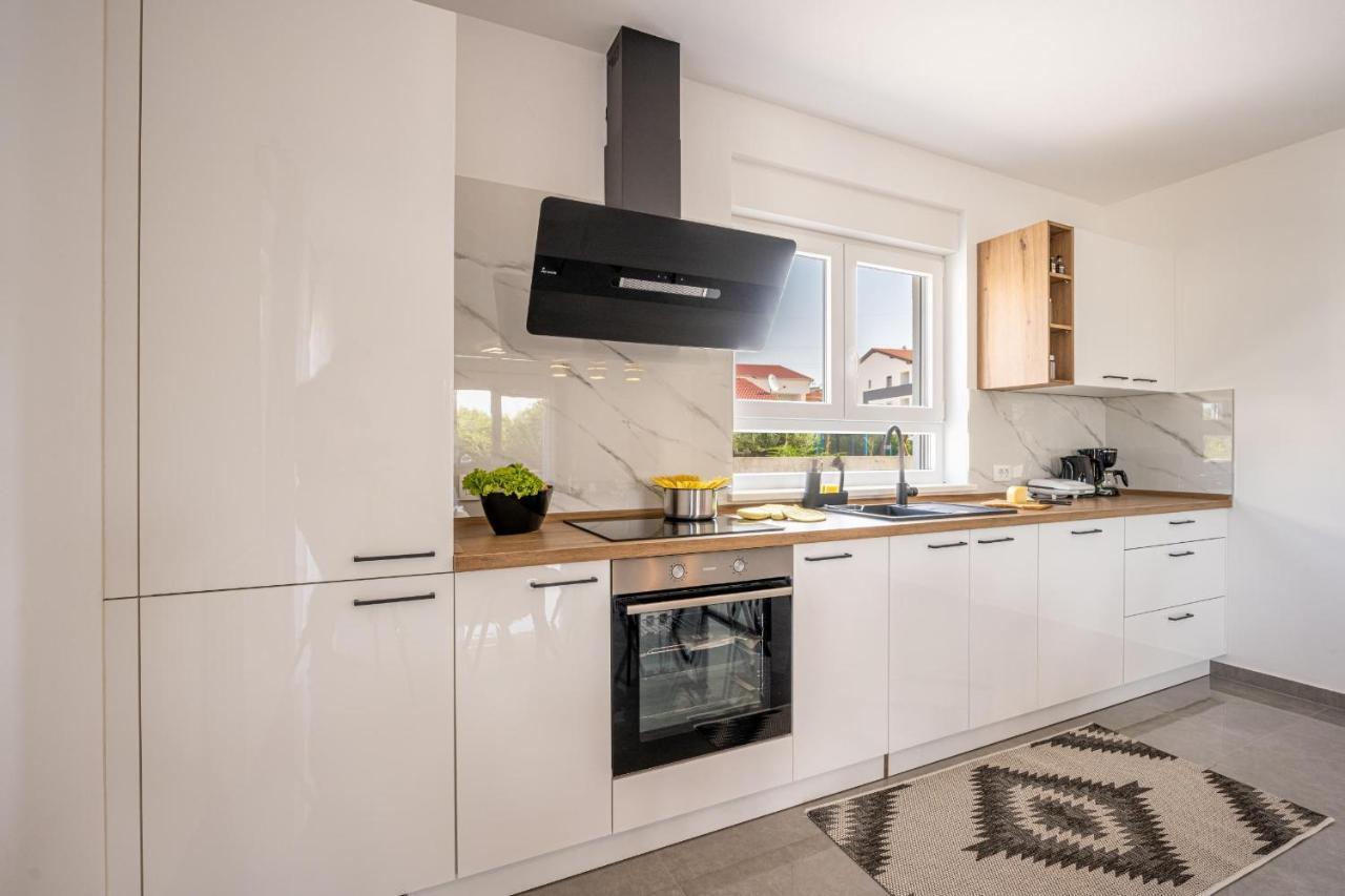 PUY Domus Alba Apartments מראה חיצוני תמונה