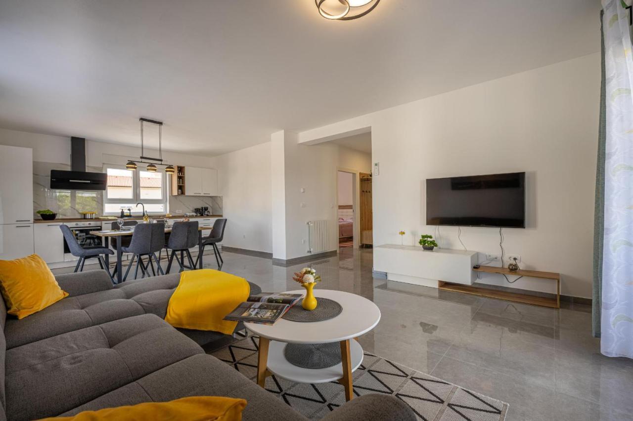 PUY Domus Alba Apartments מראה חיצוני תמונה