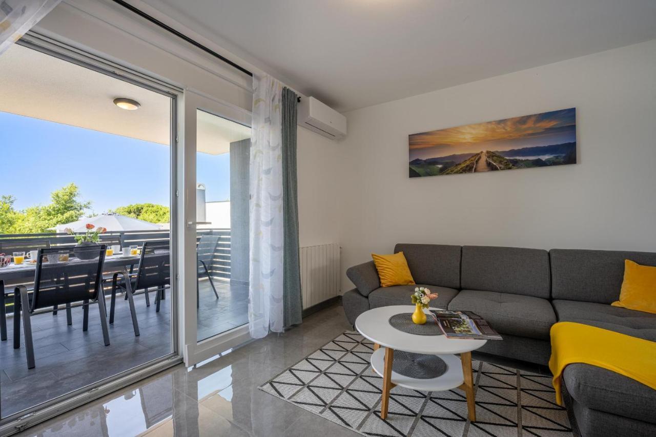 PUY Domus Alba Apartments מראה חיצוני תמונה