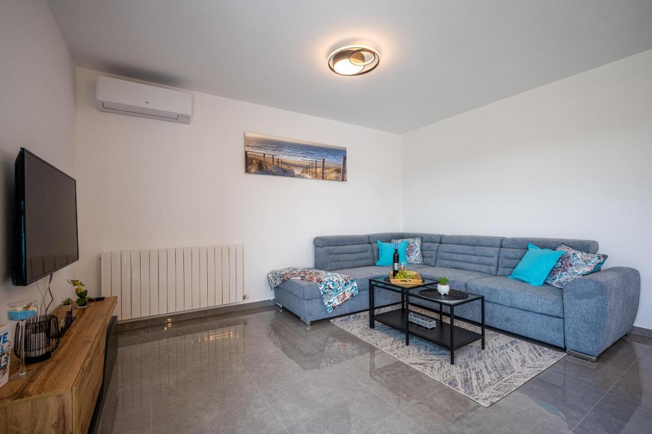 PUY Domus Alba Apartments מראה חיצוני תמונה