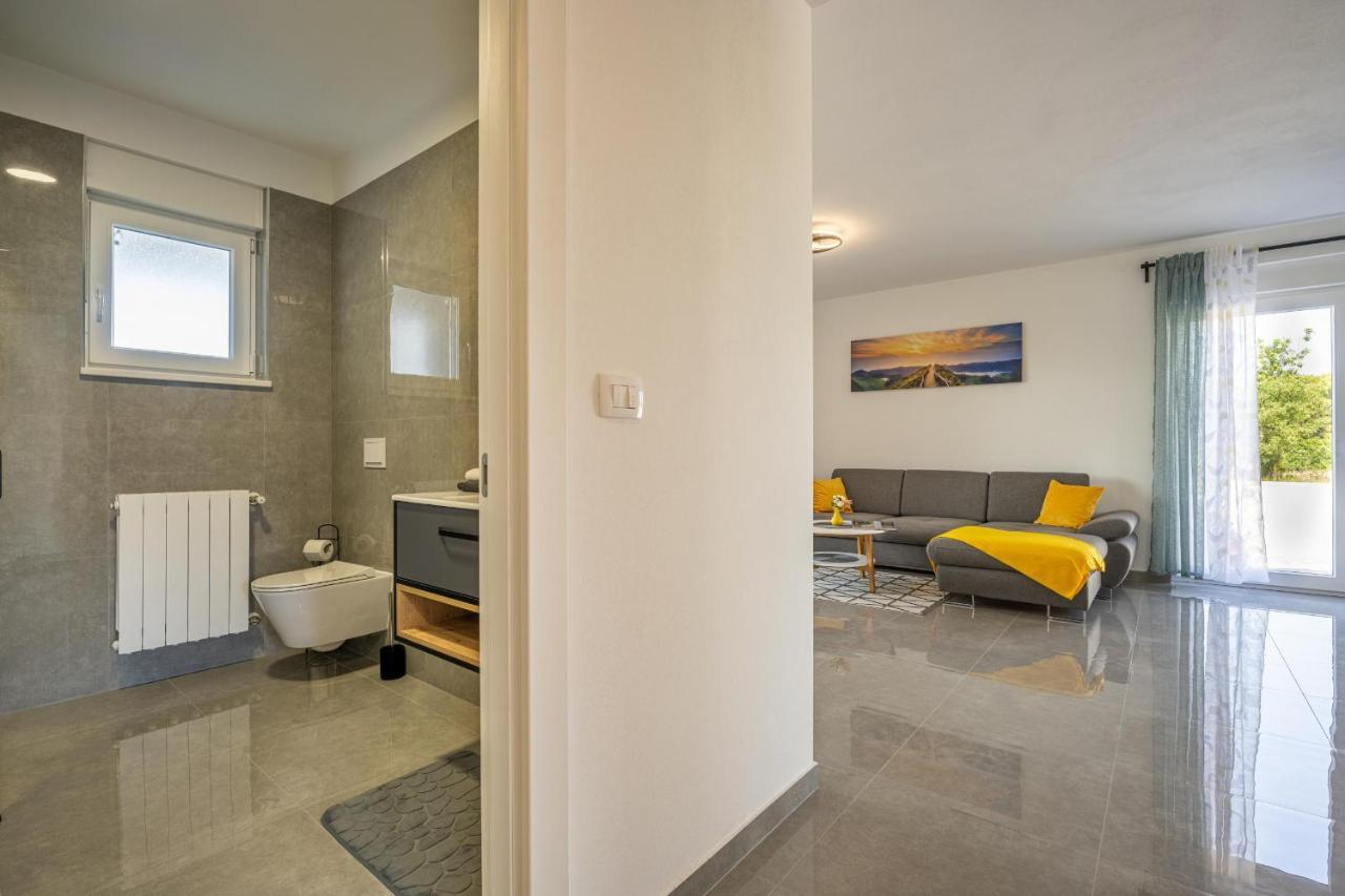 PUY Domus Alba Apartments מראה חיצוני תמונה