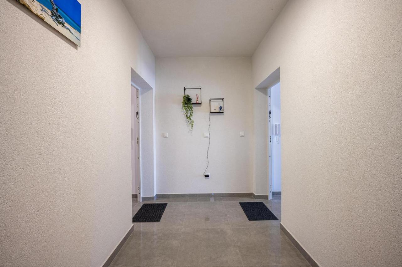 PUY Domus Alba Apartments מראה חיצוני תמונה