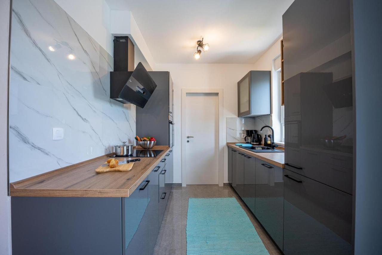 PUY Domus Alba Apartments מראה חיצוני תמונה