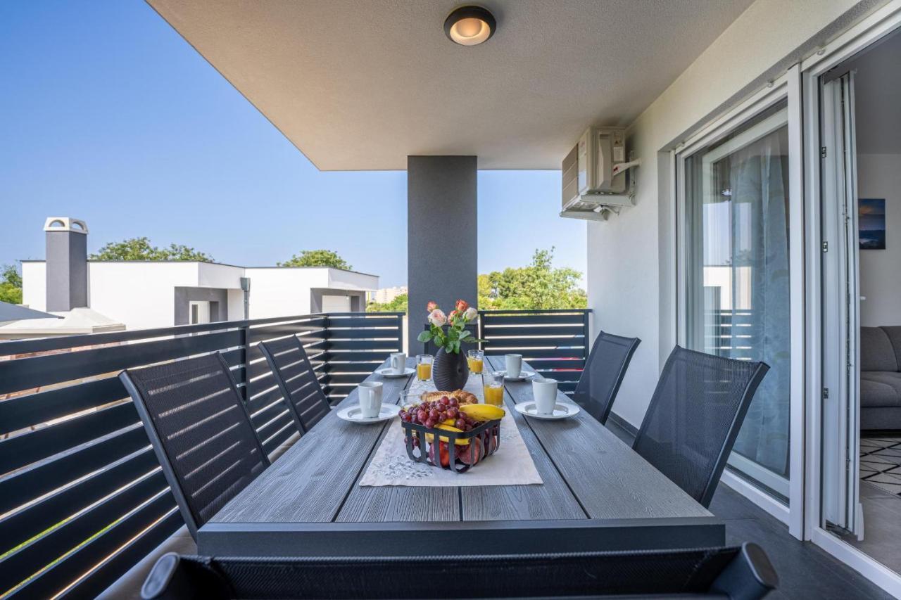 PUY Domus Alba Apartments מראה חיצוני תמונה