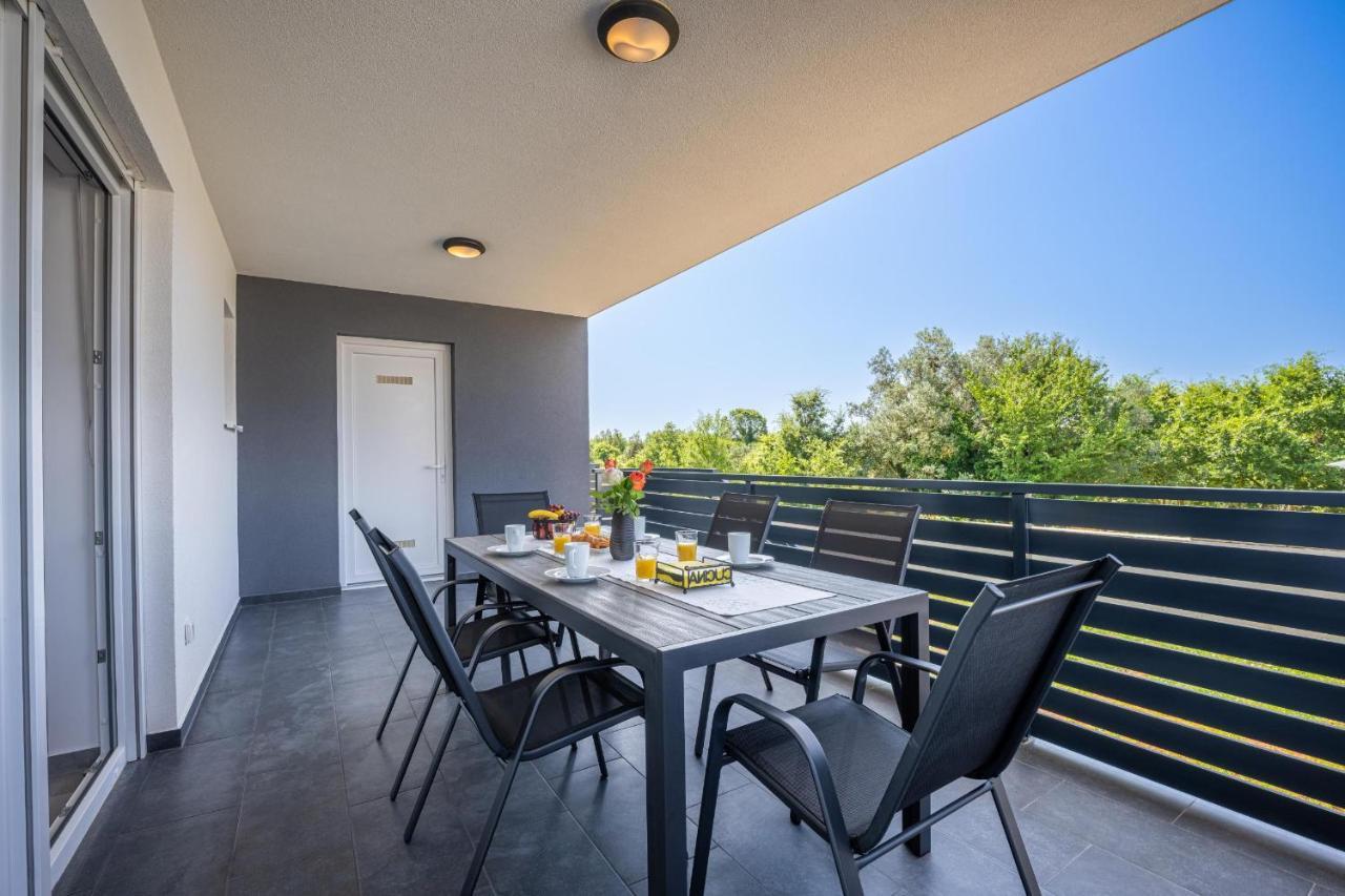 PUY Domus Alba Apartments מראה חיצוני תמונה