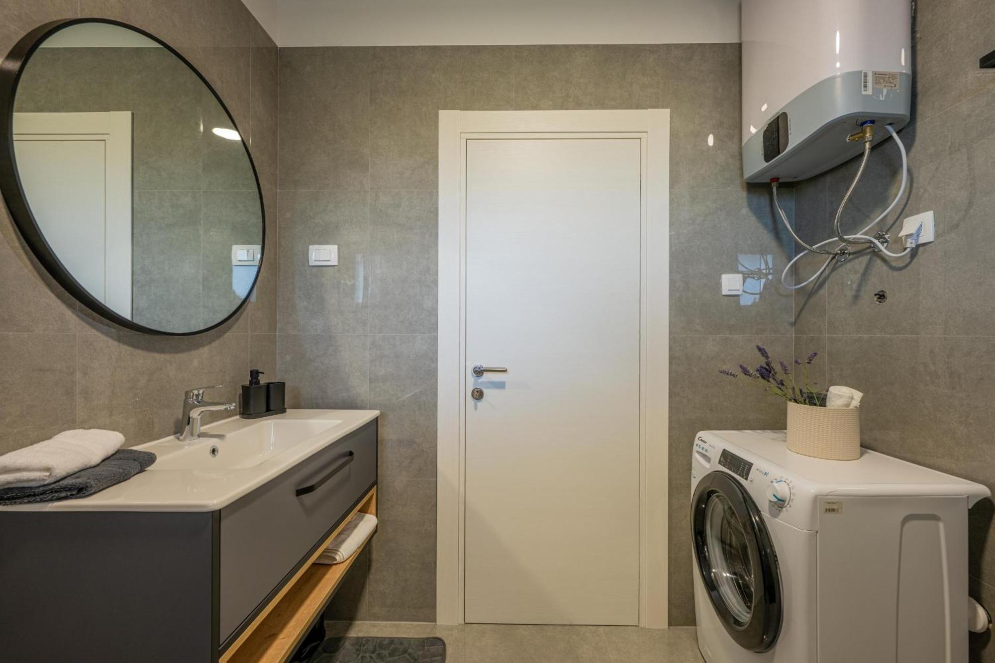 PUY Domus Alba Apartments מראה חיצוני תמונה